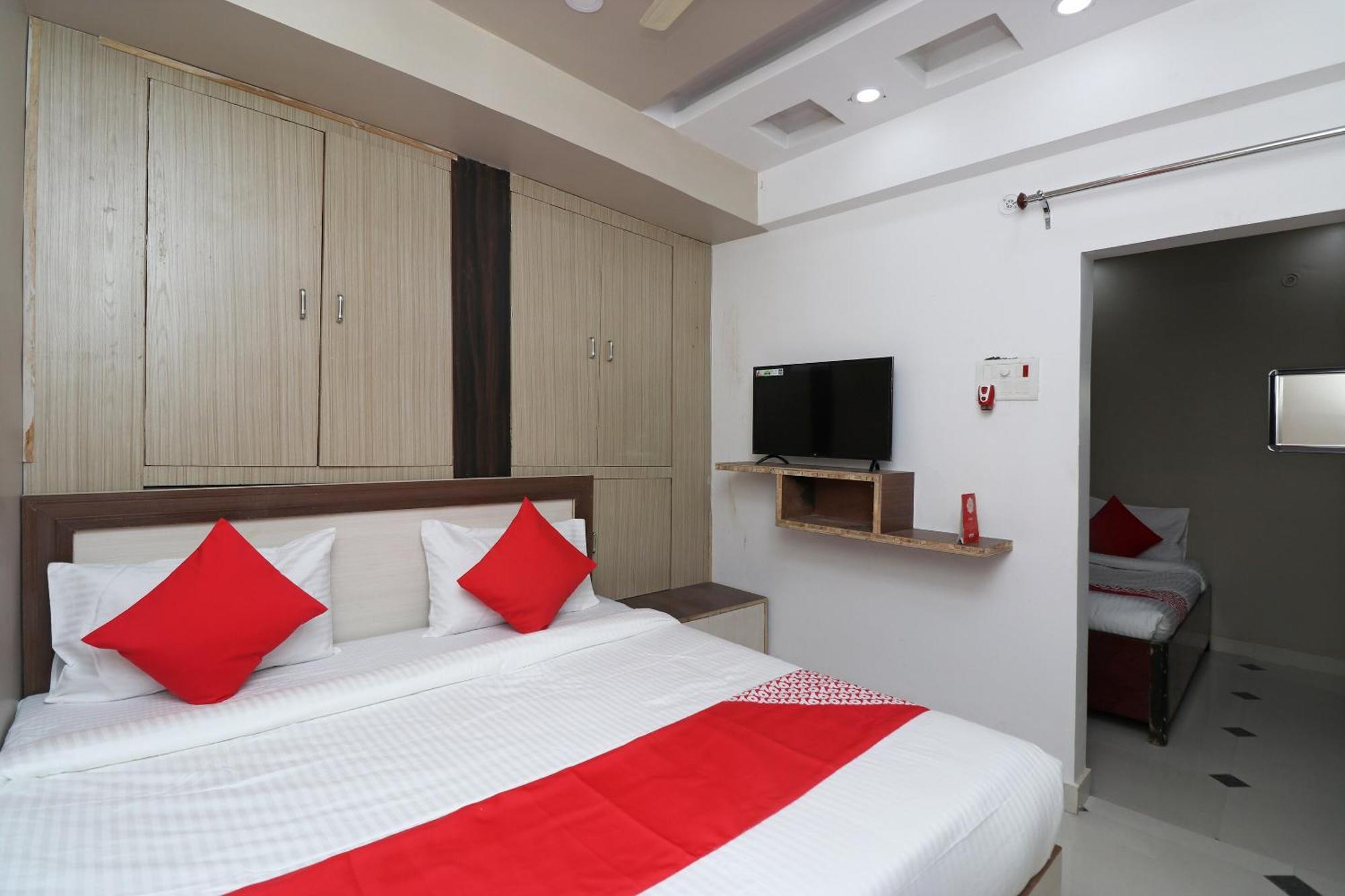 Hotel O Swastik Resort Colonelganj Buitenkant foto