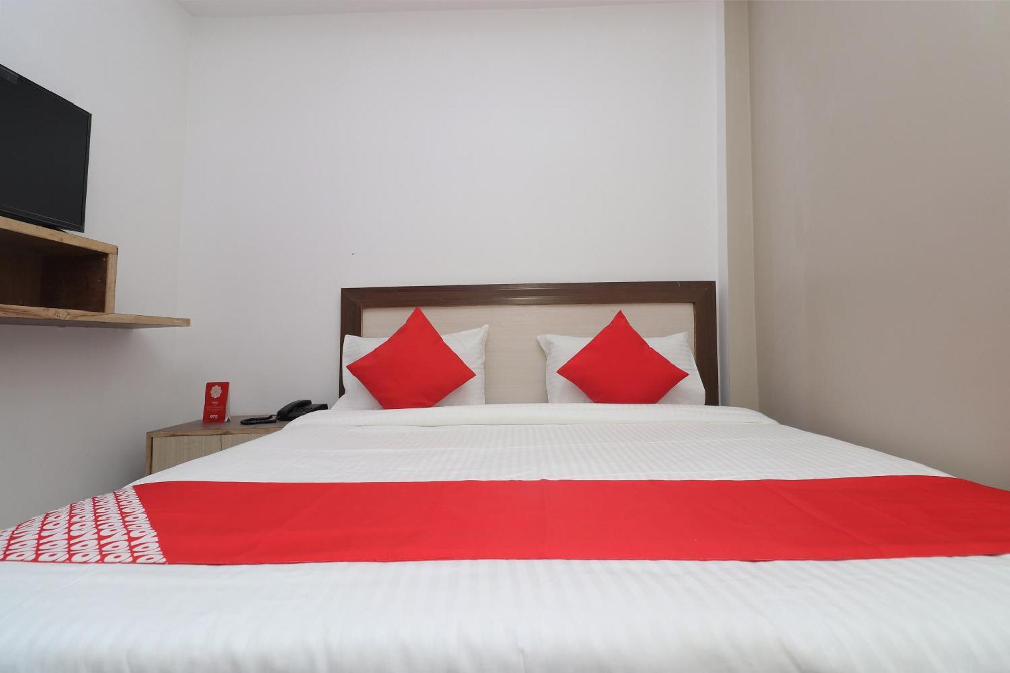 Hotel O Swastik Resort Colonelganj Buitenkant foto