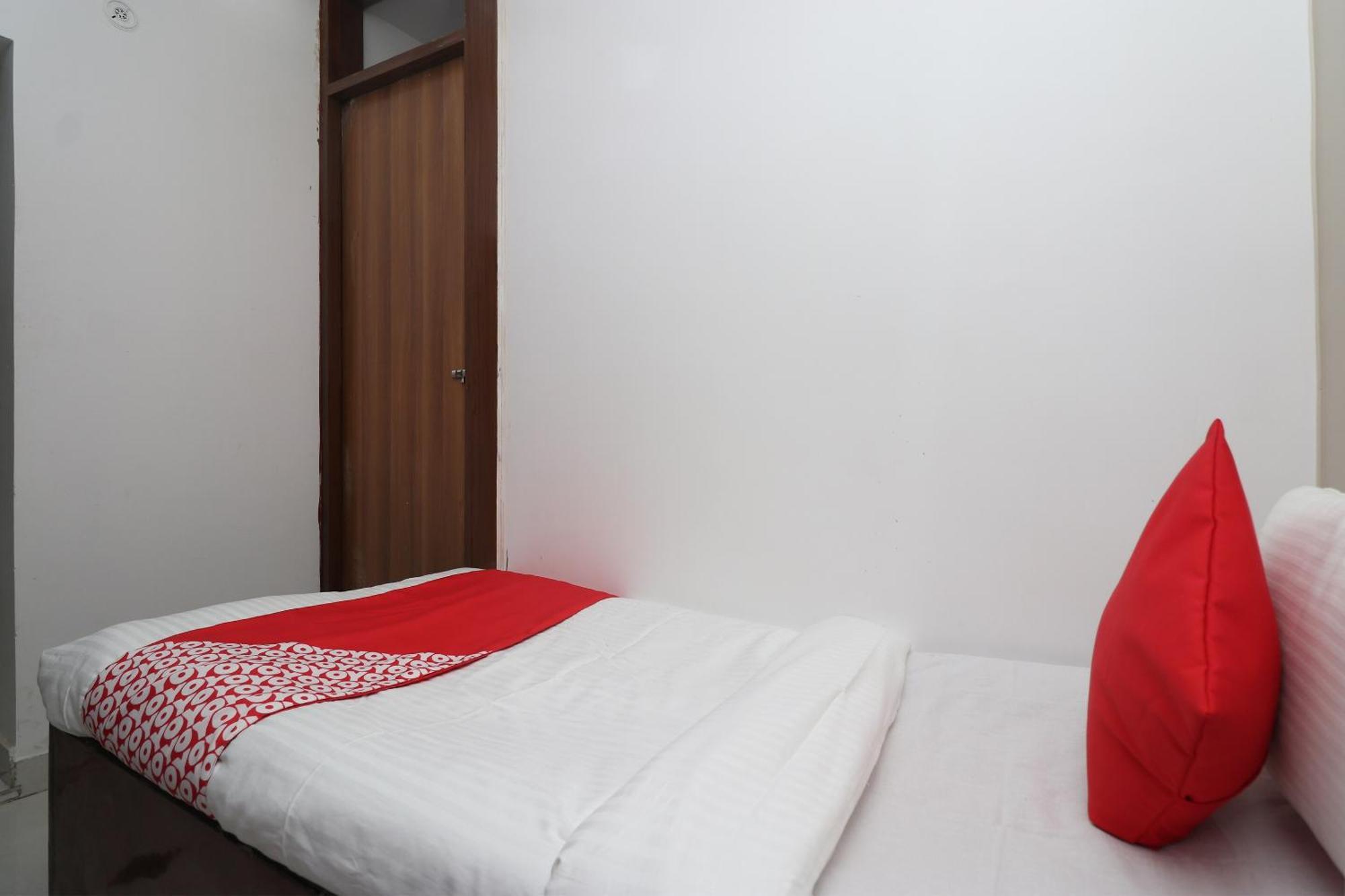 Hotel O Swastik Resort Colonelganj Buitenkant foto